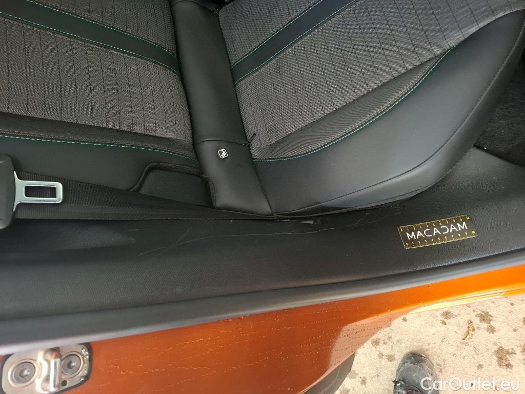  Peugeot  2008   / 2019 / 5P / Crossover 1.2 PT 130 SS EAT8 ALLURE BUSINESS / GARANTIE STELLANTIS 10 ANS VOIR PHOTO 2 #4