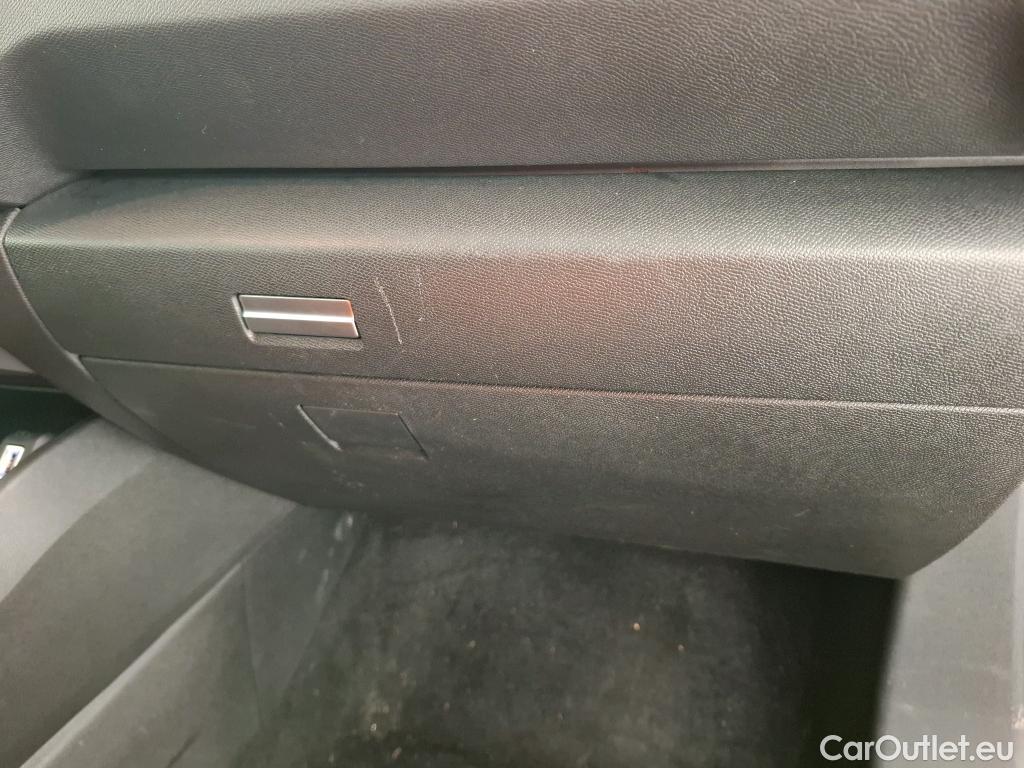 Citroen  C4   X / 2022 / 4P / Berline PureTech 130 SS EAT8 Feel Pack / GARANTIE STELLANTIS 10 ANS VOIR PHOTO 2 #21