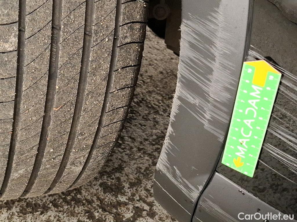  Citroen  C4   X / 2022 / 4P / Berline PureTech 130 SS EAT8 Feel Pack / GARANTIE STELLANTIS 10 ANS VOIR PHOTO 2 #95