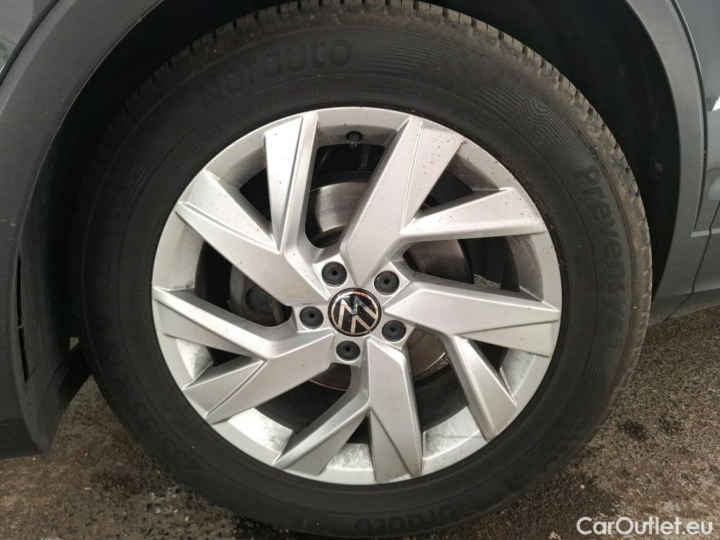  Volkswagen  Tiguan VOLKSWAGEN  / 2020 / 5P / SUV 2.0 TDI 150 DSG7 Elegance #7