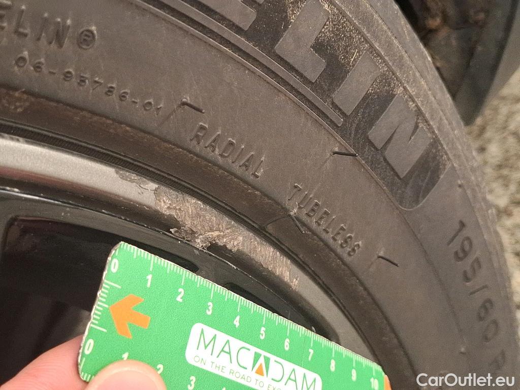  Citroen  C4   X / 2022 / 4P / Berline PureTech 130 SS EAT8 Feel Pack / GARANTIE STELLANTIS 10 ANS VOIR PHOTO 2 #41