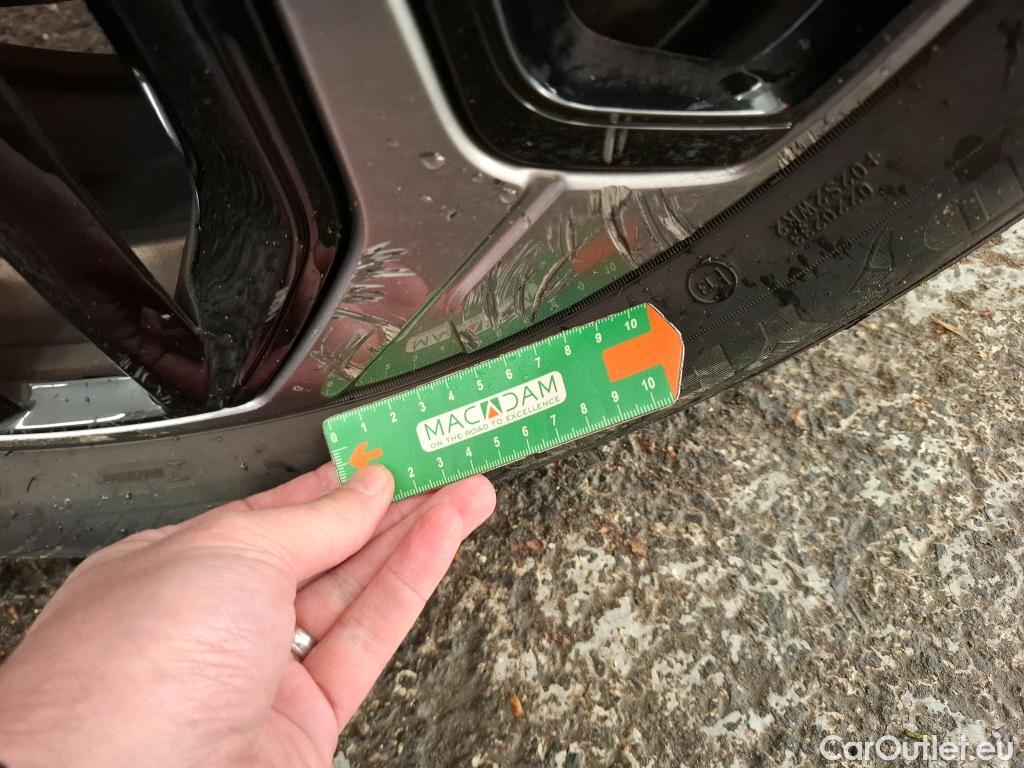 Citroen  C4   X / 2022 / 4P / Berline PureTech 130 SS EAT8 Feel Pack / GARANTIE STELLANTIS 10 ANS VOIR PHOTO 2 #18