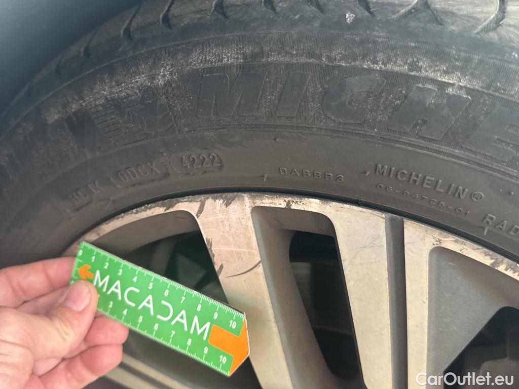  Peugeot  208   / 2019 / 5P / Berline PureTech 100 SS EAT8 Allure Pack / GARANTIE STELLANTIS 10 ANS VOIR PHOTO 2 #22