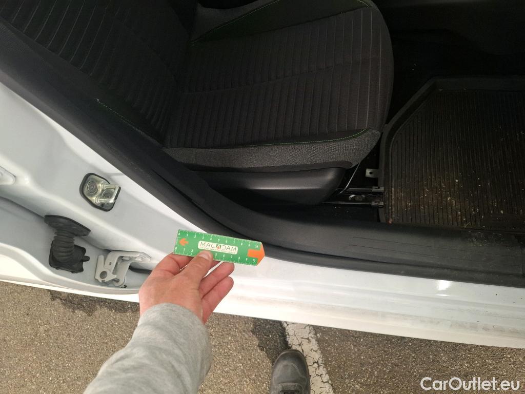  Peugeot  208   / 2023 / 5P / Berline PureTech 100 SS Active / GARANTIE STELLANTIS 10 ANS VOIR PHOTO 2 #5
