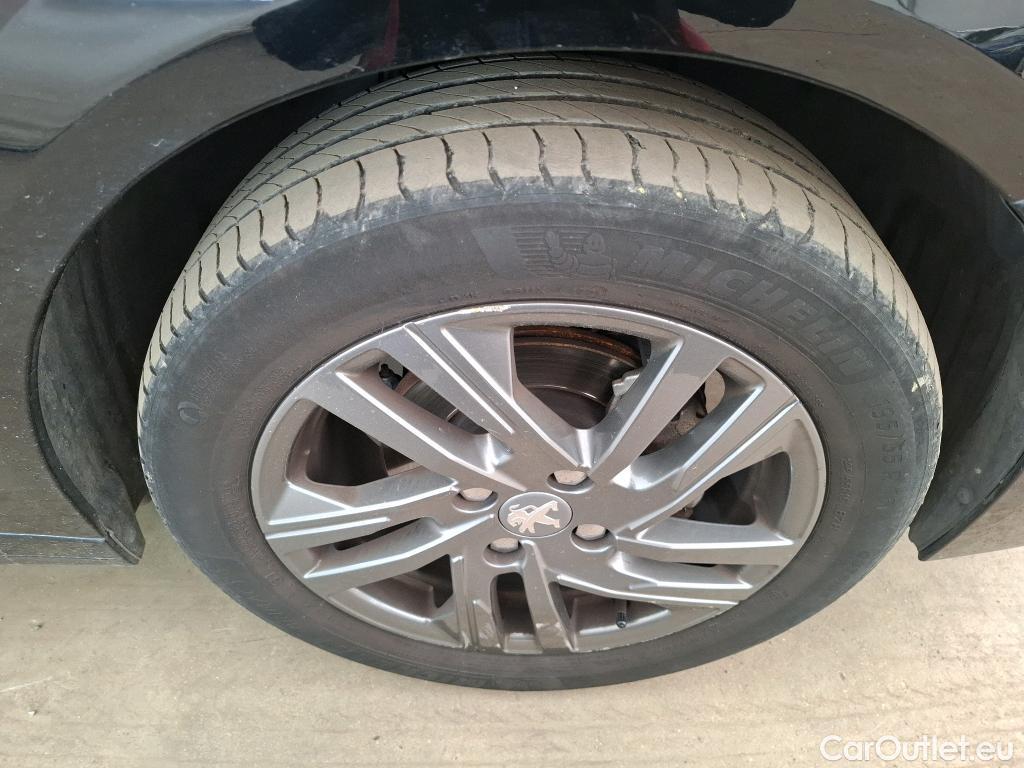  Peugeot  208   / 2019 / 5P / Berline Puretech 75 SS Active Business / GARANTIE STELLANTIS 10 ANS VOIR PHOTO 2 #41