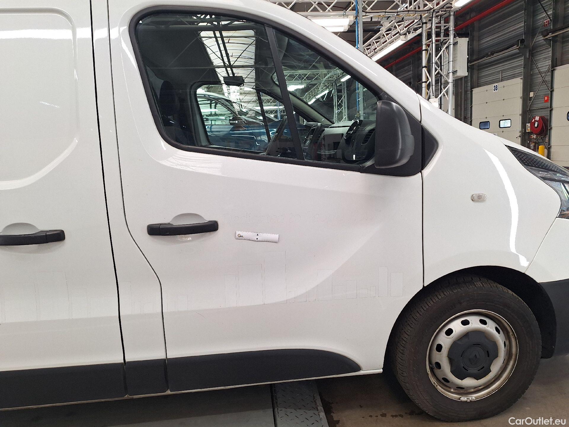  Renault  Trafic Renault, _ '14, Renault  L2H1 dCi 120 Grand Confort 2.9T 4d #84
