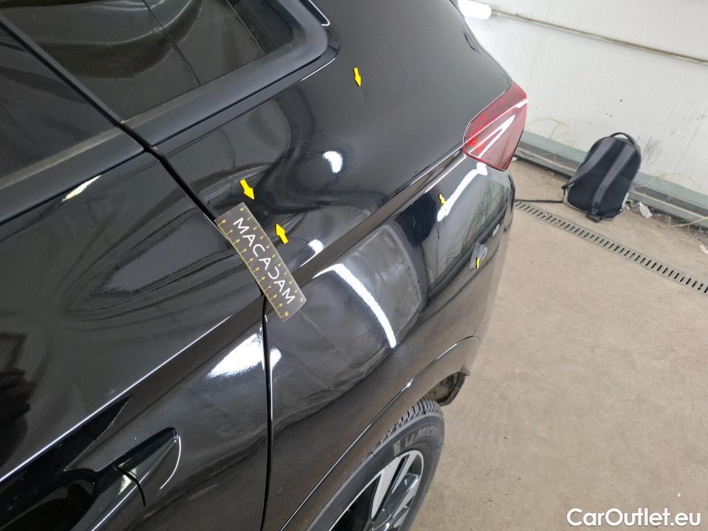  Opel   Grandland X Grandland X Elegance Business 1.5 130CV BVA8 6E #31