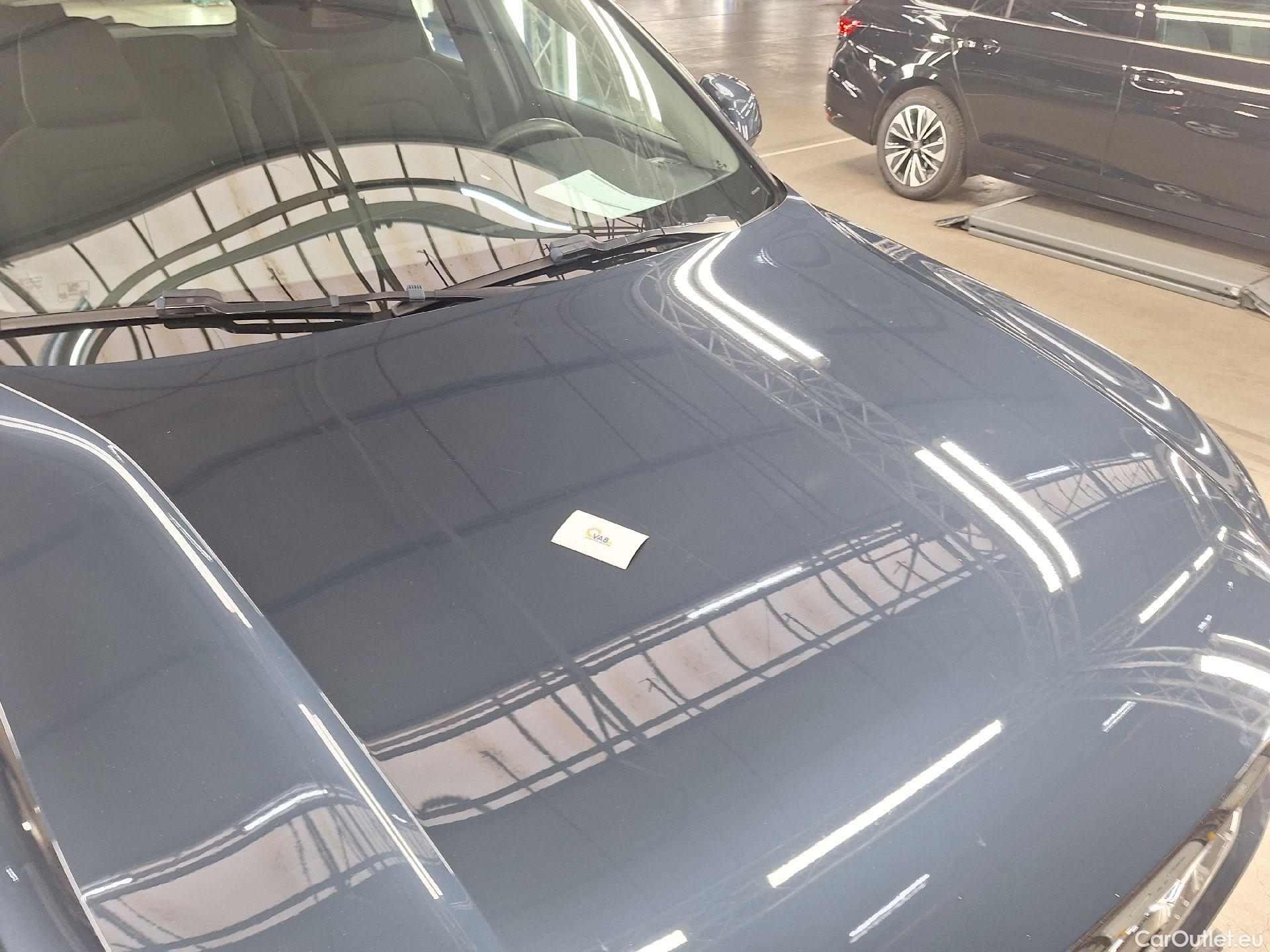  Volvo  XC 40 Volvo, XC40 '17, XC40 D3 Momentum Pro Gtr. #1