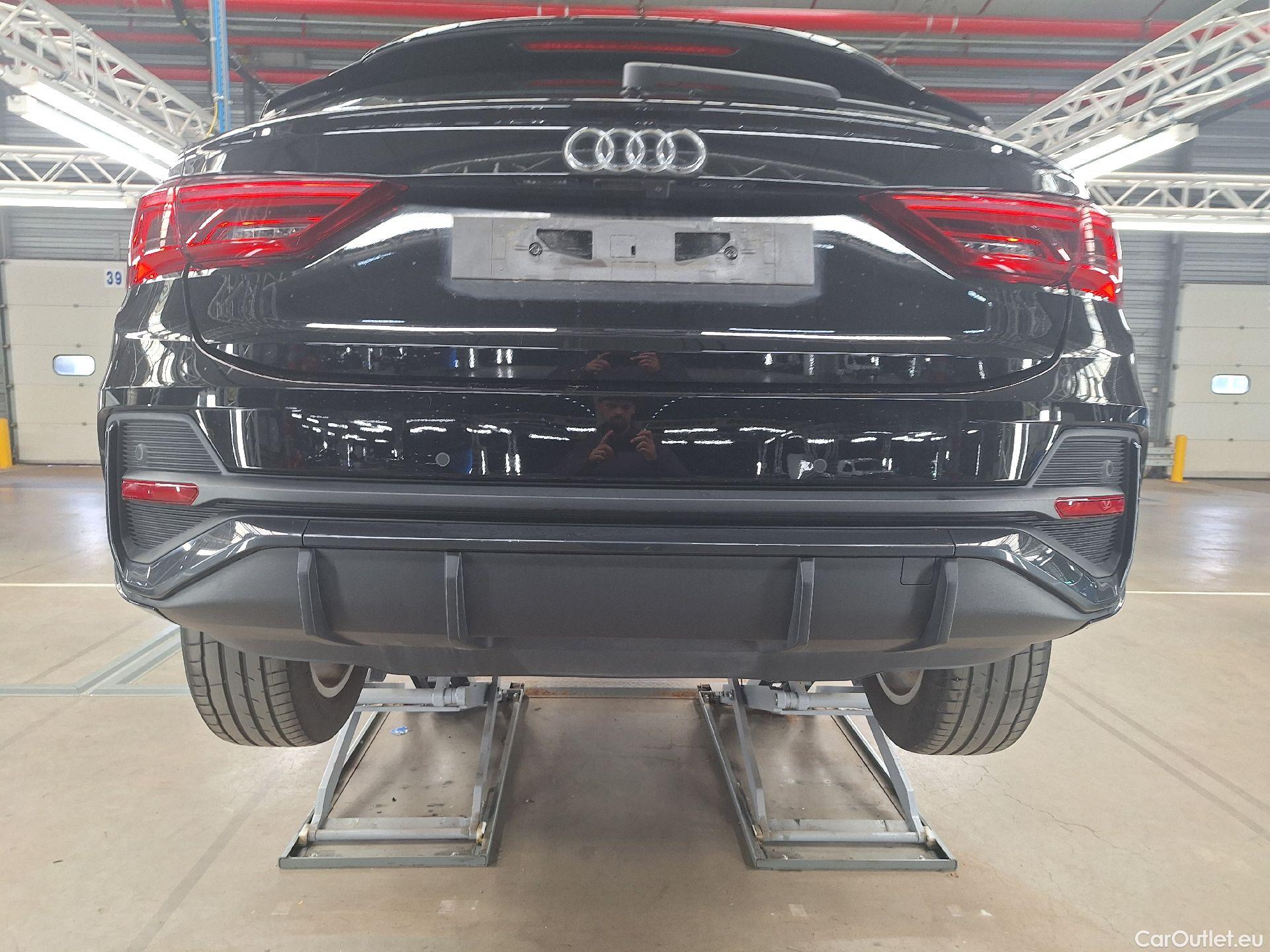  Audi  Q3 Audi,  SB '19 PHEV,  SB 45 TFSie PHEV S tronic #9