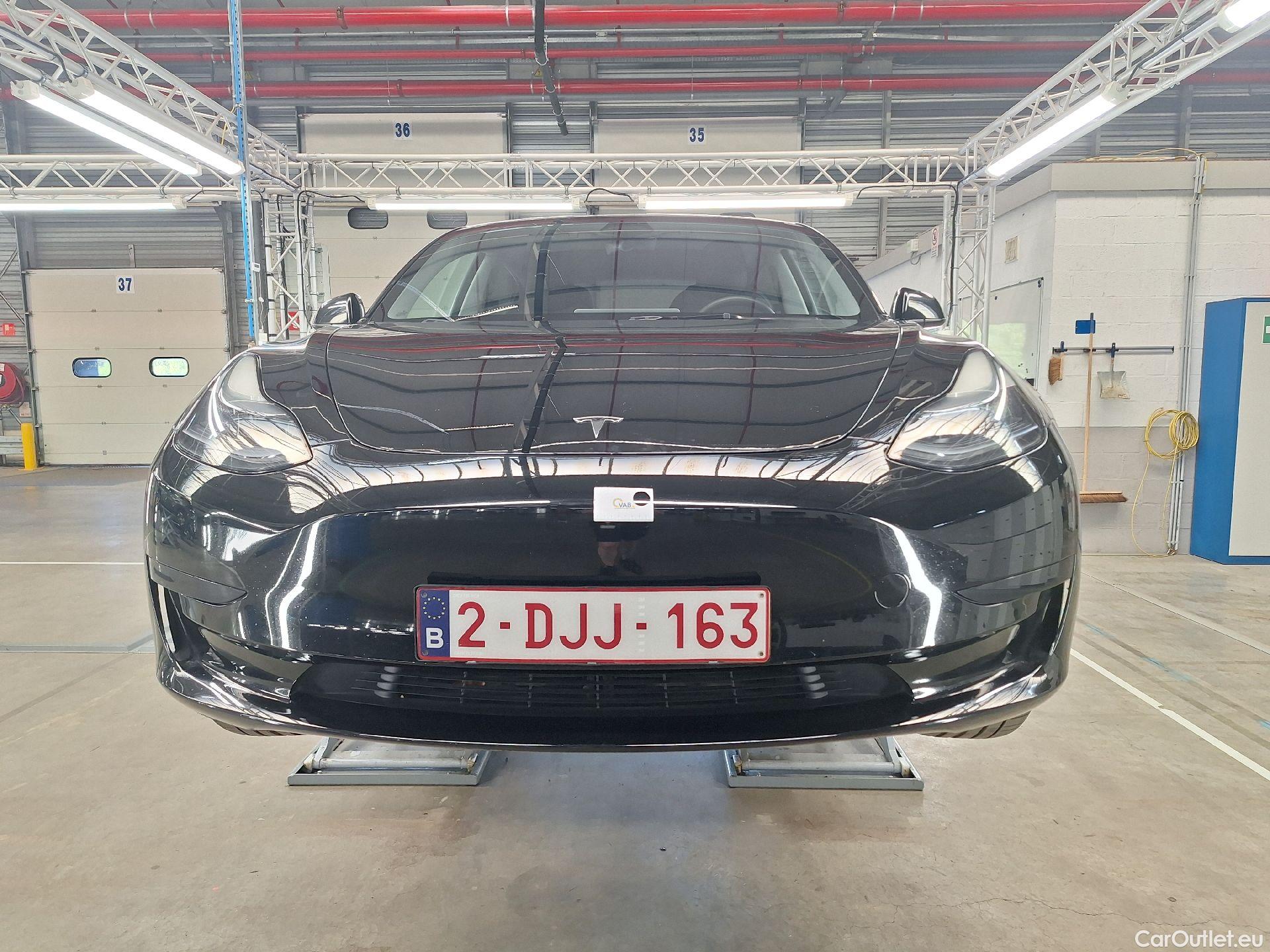  Tesla  Model 3 Tesla,  '18 BEV, Tesla  Standard RWD Plus 4d #27