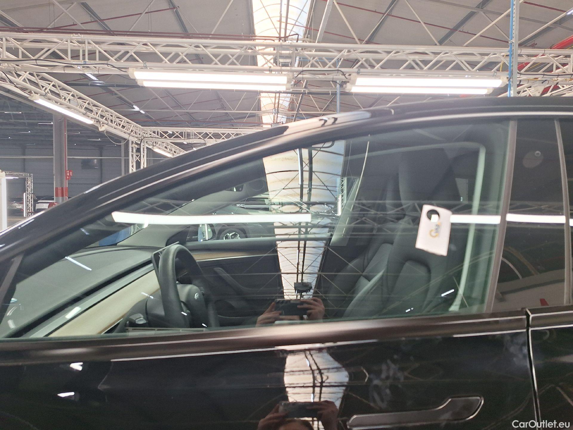  Tesla  Model 3 Tesla,  '18 BEV, Tesla  Standard RWD Plus 4d #45