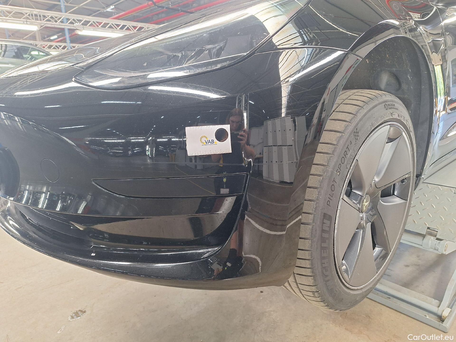  Tesla  Model 3 Tesla,  '18 BEV, Tesla  Standard RWD Plus 4d #33