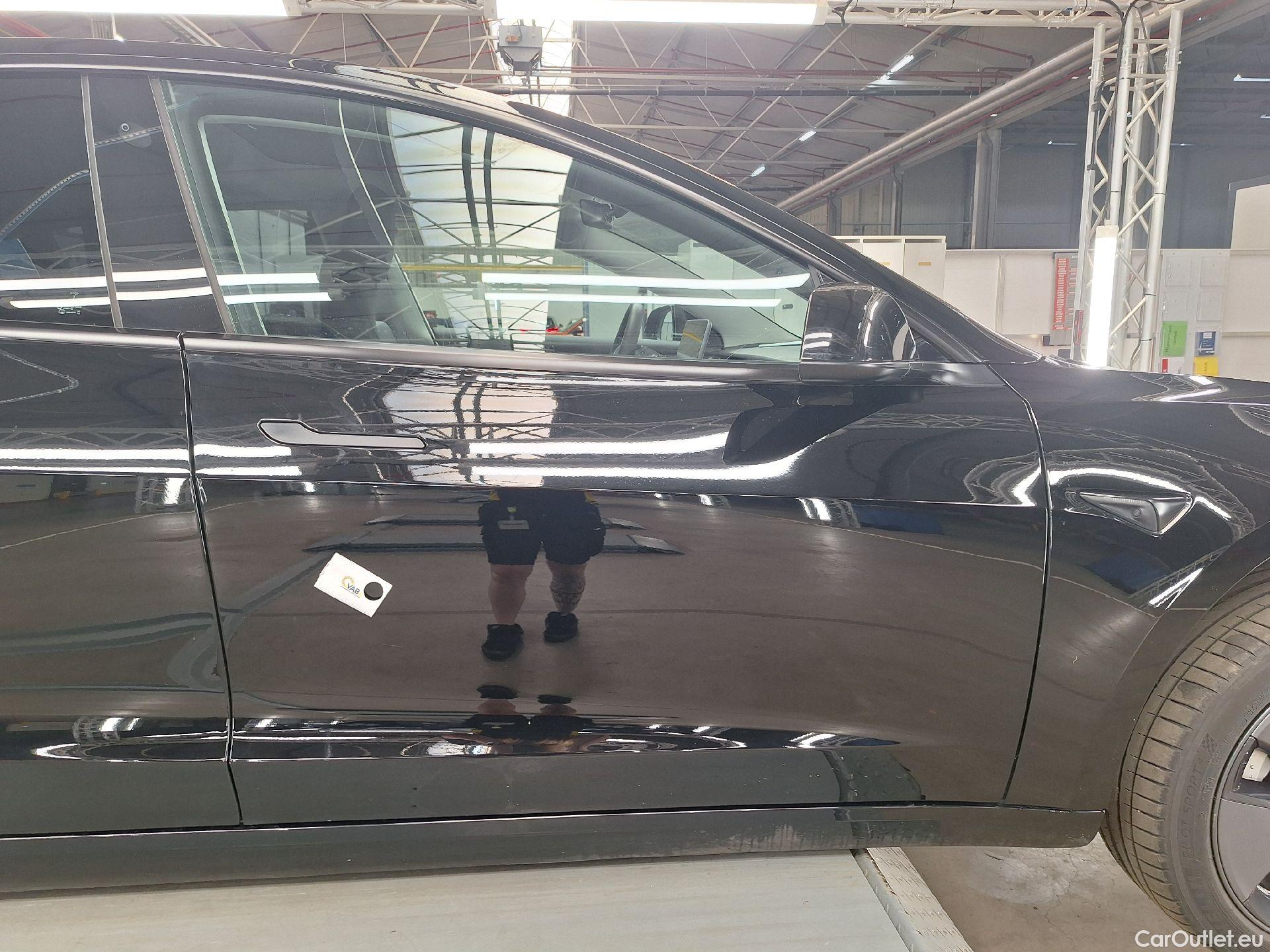  Tesla  Model 3 Tesla,  '18 BEV, Tesla  Standard RWD Plus 4d #81