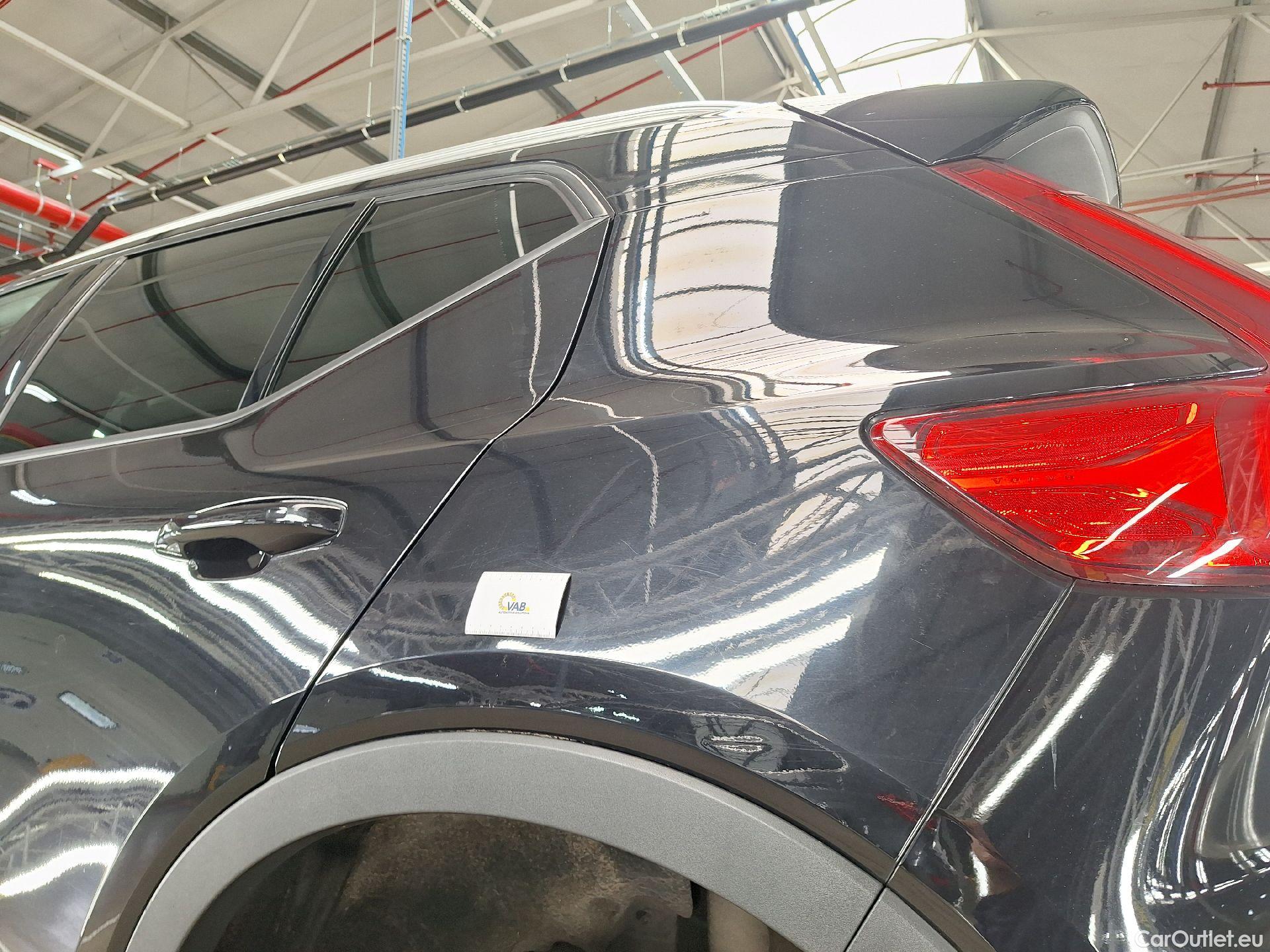  Volvo  XC 40 Volvo, XC40 '17, XC40 T2 Momentum Pro Geartr. #21