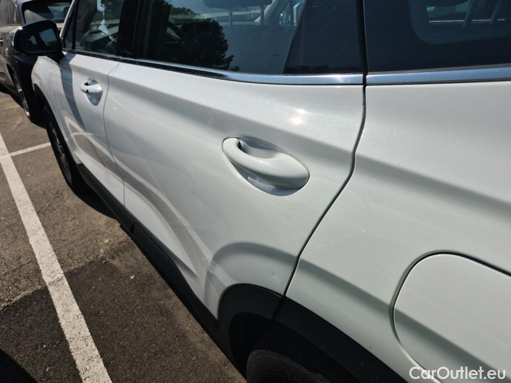  Hyundai  Santa Fe HYUNDAI  / 2021 / 5P / todoterreno 1.6 TGDi HEV Klass Auto 4x2 #24