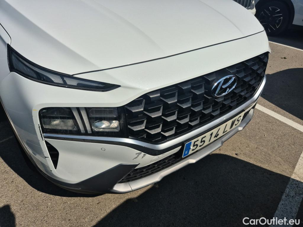  Hyundai  Santa Fe HYUNDAI  / 2021 / 5P / todoterreno 1.6 TGDi HEV Klass Auto 4x2 #15