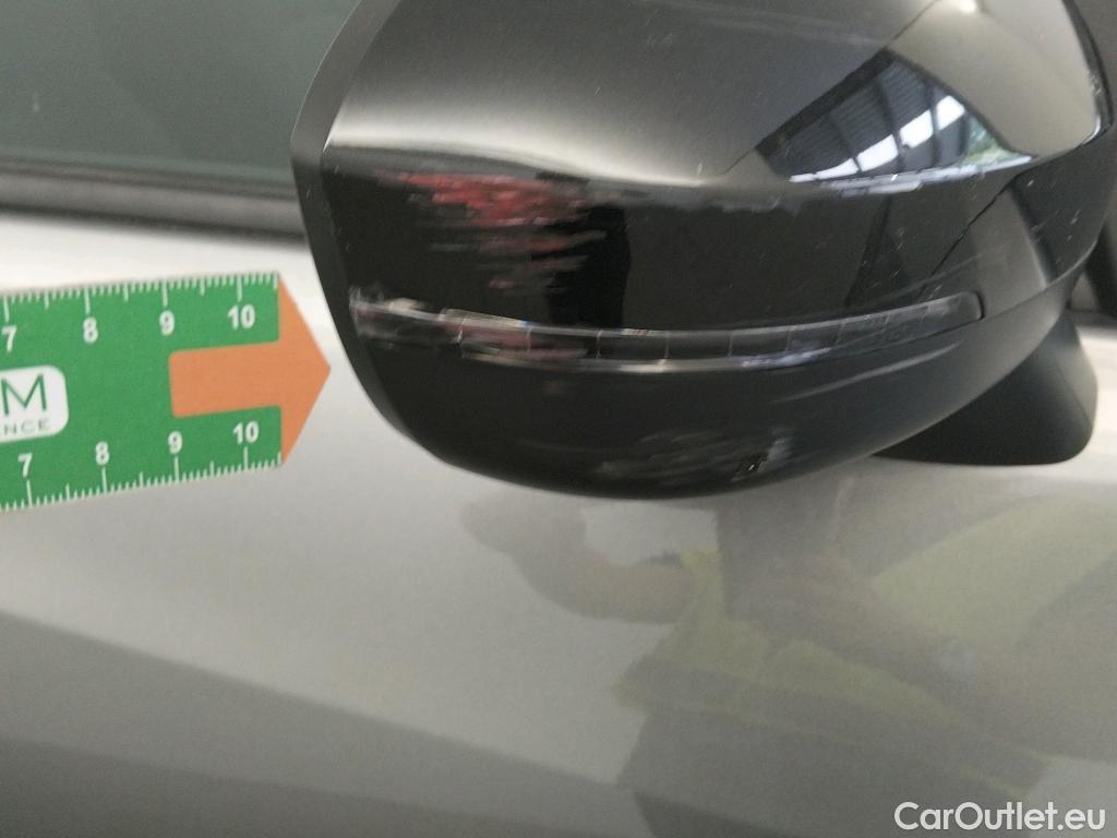  Nissan  Juke NISSAN  / 2019 / 5P / crossover DIG-T 84 kW (114 CV) 6M/T Acenta #27