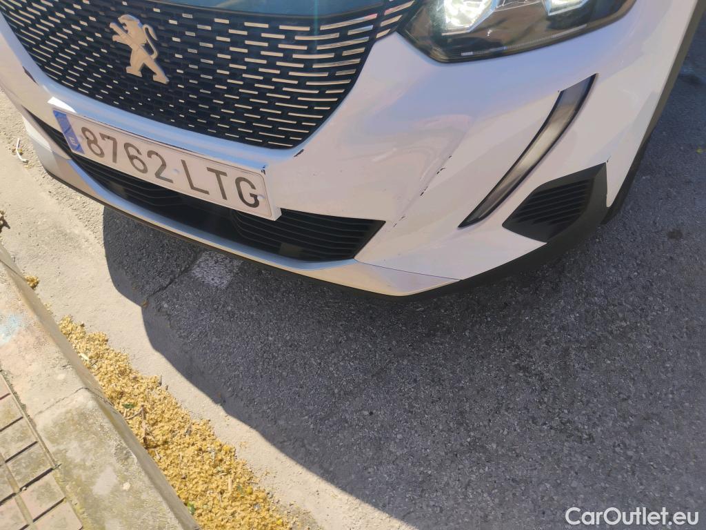  Peugeot  2008 PEUGEOT  / 2019 / 5P / todoterreno Allure BlueHDI 81kW (110CV) #1