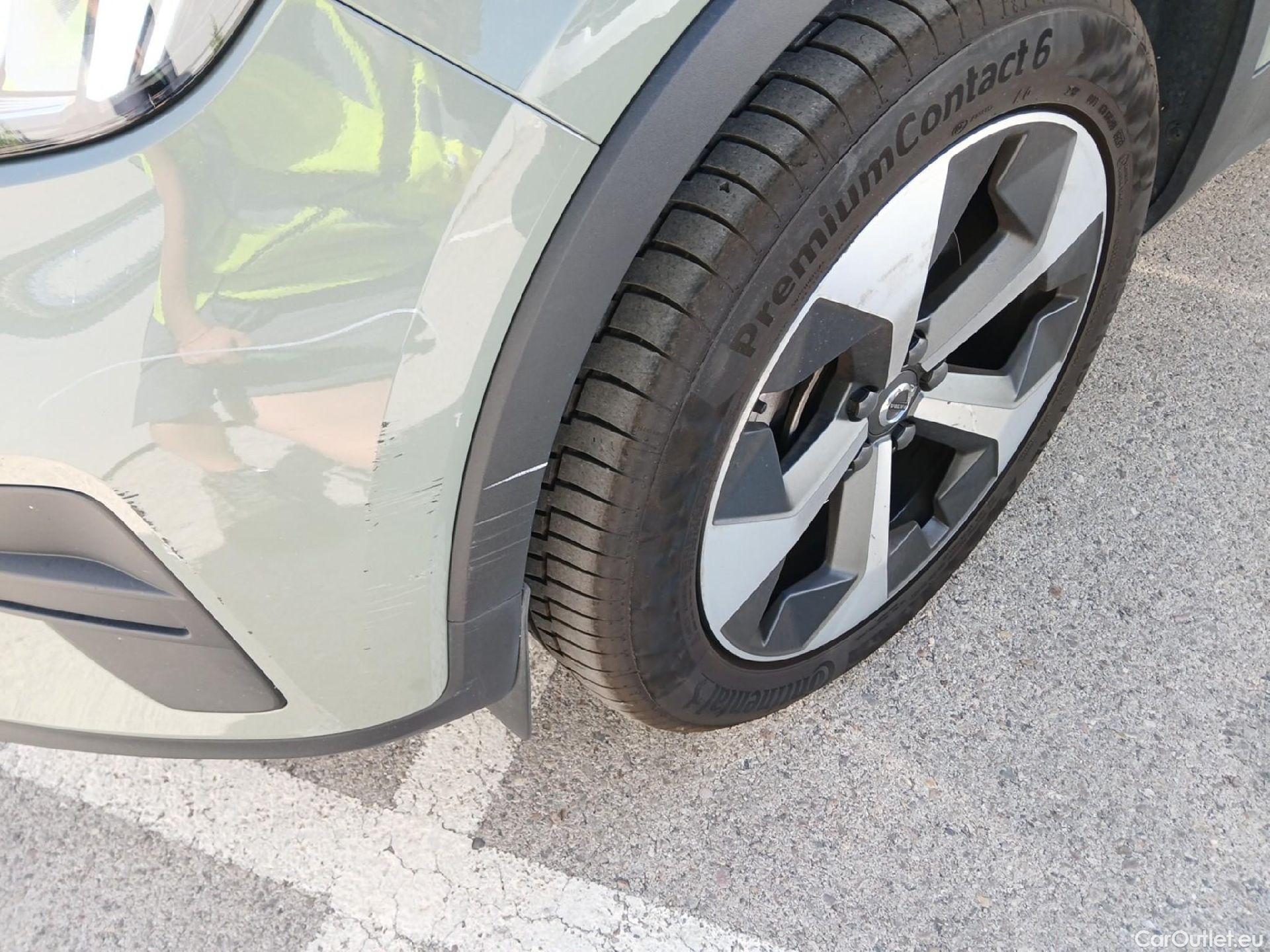  Volvo  XC 40 VOLVO XC40 / 2021 / 5P / todoterreno 2.0 B3 G Core Auto #6