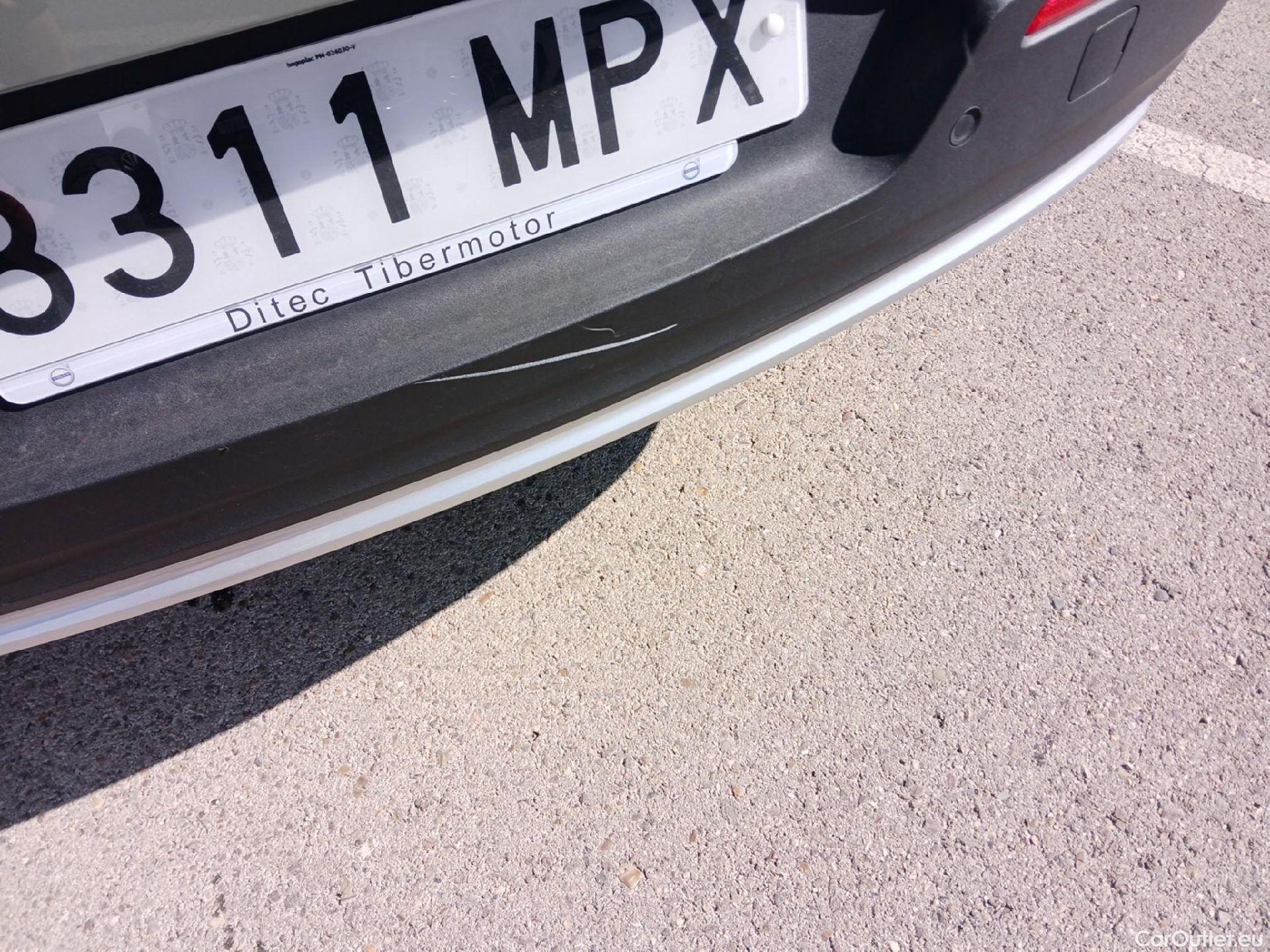  Volvo  XC 40 VOLVO XC40 / 2021 / 5P / todoterreno 2.0 B3 G Core Auto #20