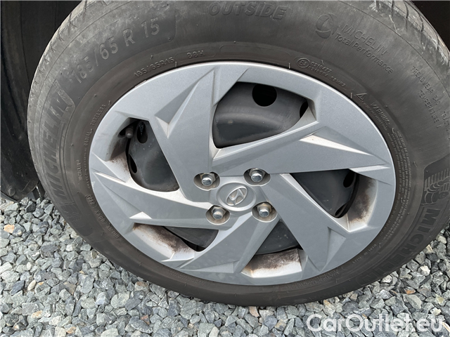  Hyundai  Bayon  1.2i Comfort Club 5d #21