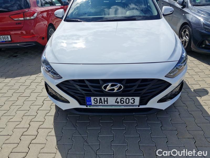  Hyundai  i30   cw (PD)(2017->)  kom.1.5i Family Comfort 5d #2