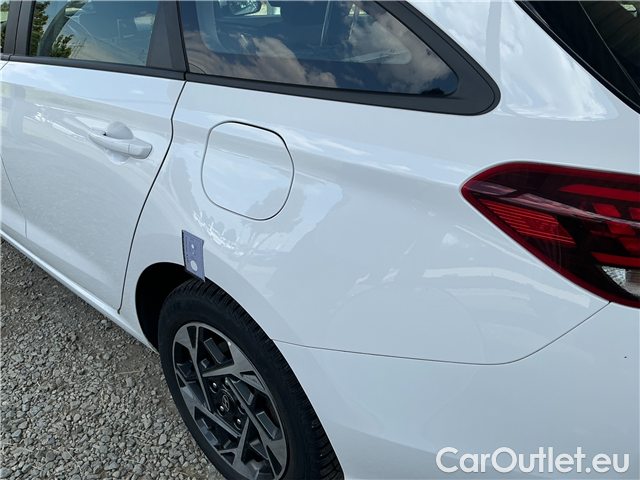  Hyundai  i30  kom.1.5T-GDI Smart AT 5d #12