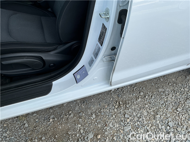  Hyundai  i30  kom.1.5T-GDI Smart AT 5d #15