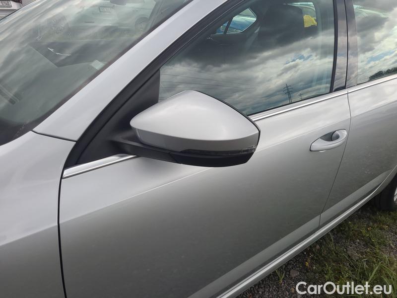  Skoda  Octavia  Lim.  (5E3)(03.2017->)  2.0TDI 110 Style AT #4