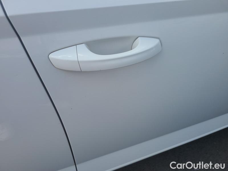  Skoda  Fabia  Combi (2015)  Com.1.0TSI 70 Ambition #27