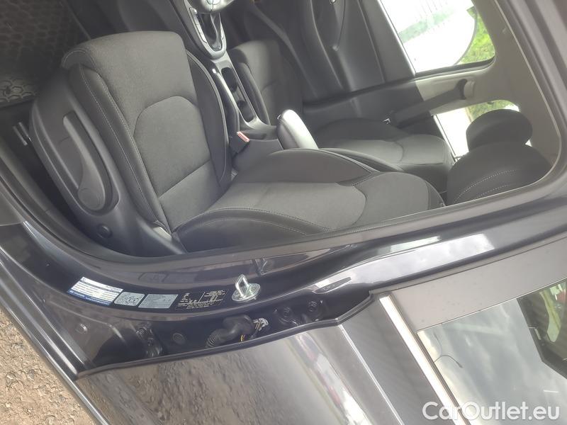  Hyundai  i30  (PD)(01.2017 ->)  kom.1.0TGDI FamilySmart AT #10