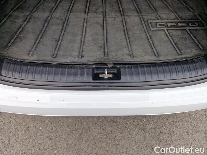  KIA  Cee'd Ceed Sportswagon (2018->) Ceed SW 1.5TGDI 118 GT Line AT #12