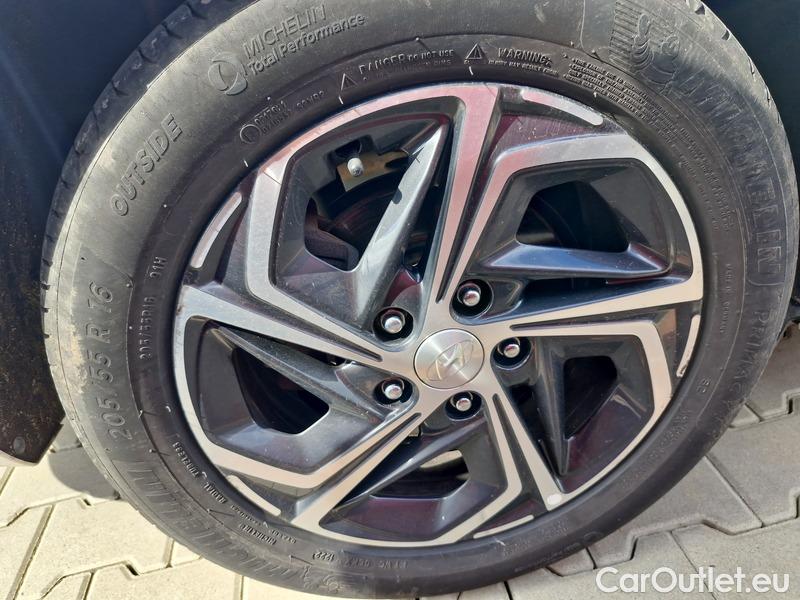  Hyundai  i30   cw (PD)(2017->)  kom.1.5i Family Comfort 5d #17