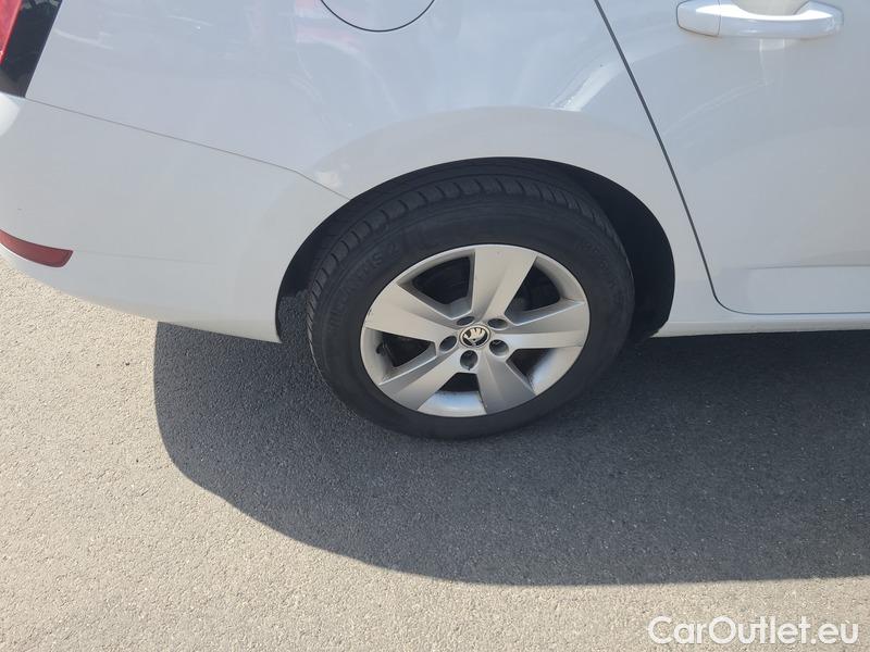  Skoda  Fabia  Combi (2015)  Com.1.0TSI 70 Ambition #14