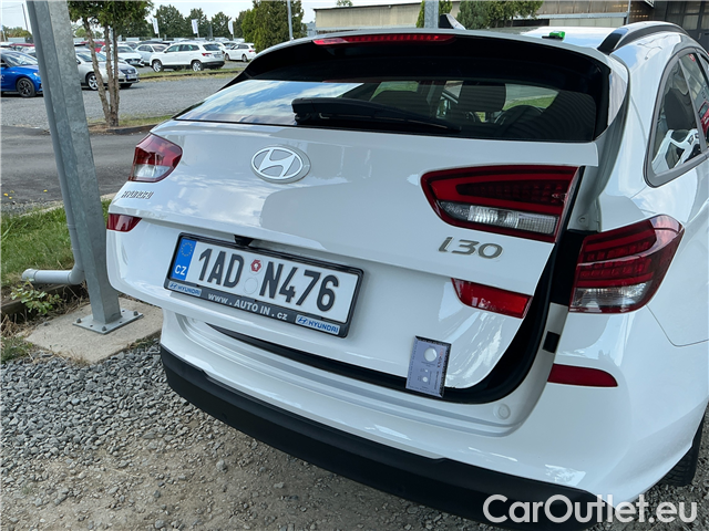  Hyundai  i30  kom.1.5T-GDI Smart AT 5d #10