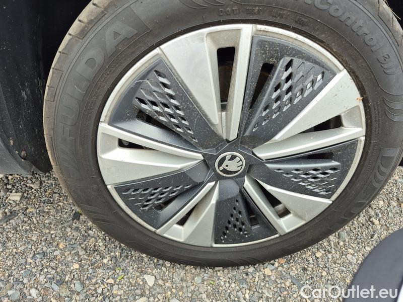  Skoda  Karoq  (NU)(2017->)  2.0 TDI 85 Style #31