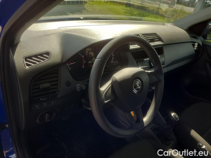  Skoda  Fabia  Combi (2015)  Com.1.0TSI 70 Active #2