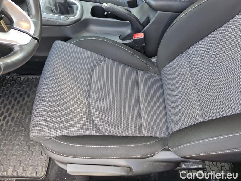  Hyundai  i30   cw (PD)(2017->)  kom.1.5i Family Comfort 5d #7