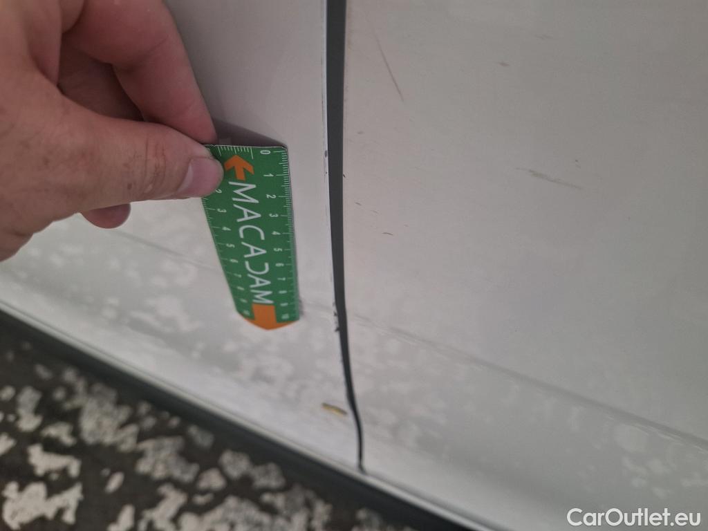  Citroen  C3  Société Feel 1.2 PureTech 80CV BVM5 6E #11