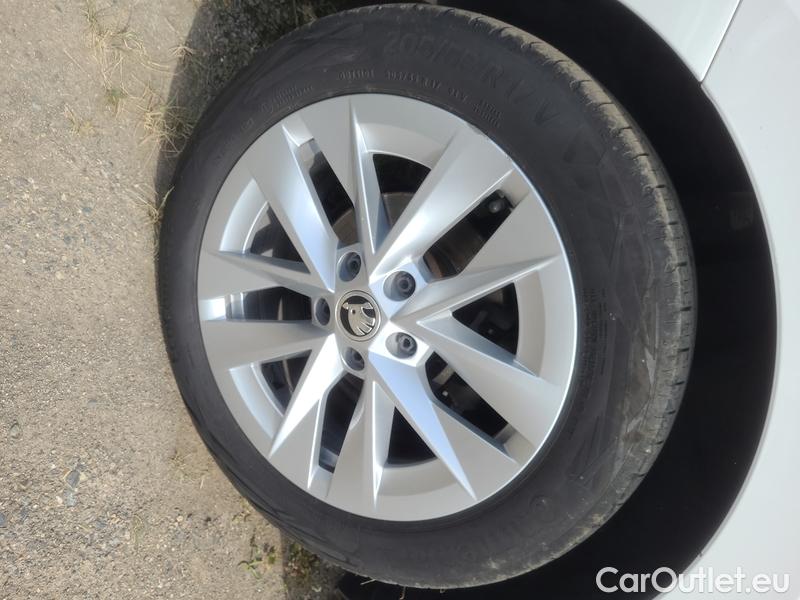  Skoda  Octavia  Combi (NX3)(2020) Oct.Combi 2.0TDI 110 Style AT #11
