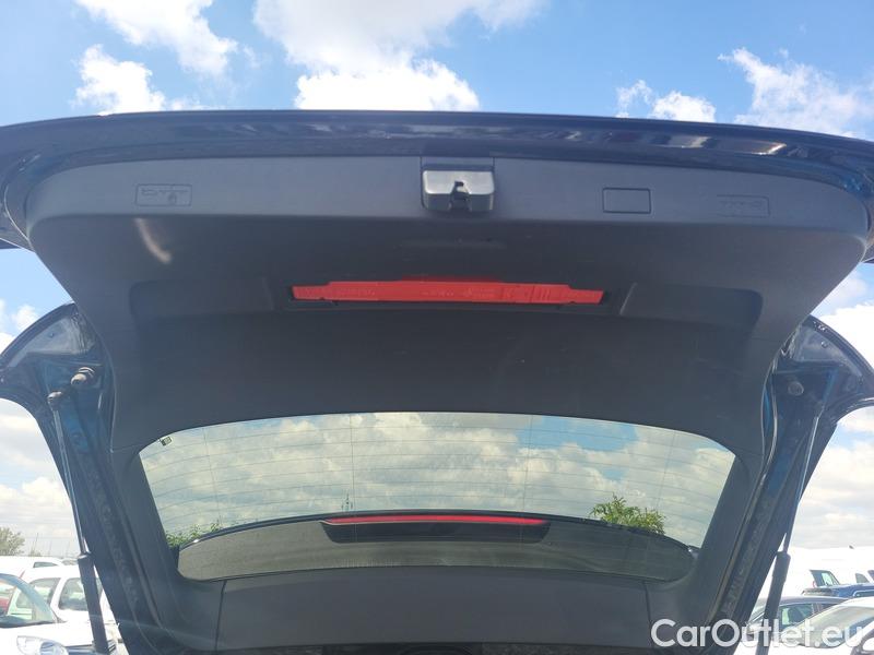  Volkswagen  Golf  VII Variant  (BV5)(2017->) Var.2.0TDI 110 Style AT #10