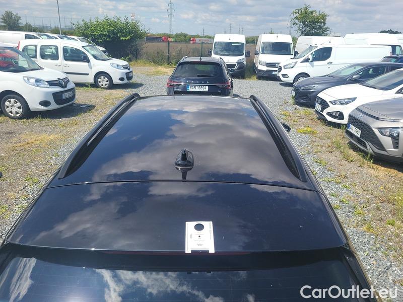  Volkswagen  Golf  VII Variant  (BV5)(2017->) Var.2.0TDI 110 Style AT #11