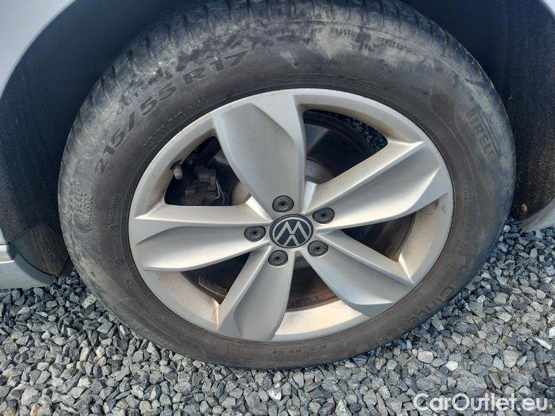 Volkswagen  Passat  Variant (CB5) (2019) Pas.Var.2.0TDI 110 Elegance #5