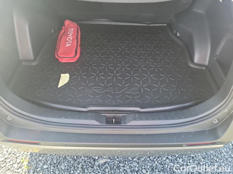  Toyota  RAV4  2019  2.5 Hybrid Comfort 4WD AT #12
