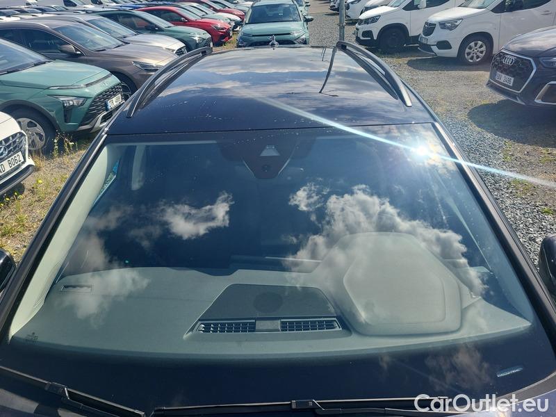  Volkswagen  Golf  VII Variant  (BV5)(2017->) Var.2.0TDI 110 Style AT #1