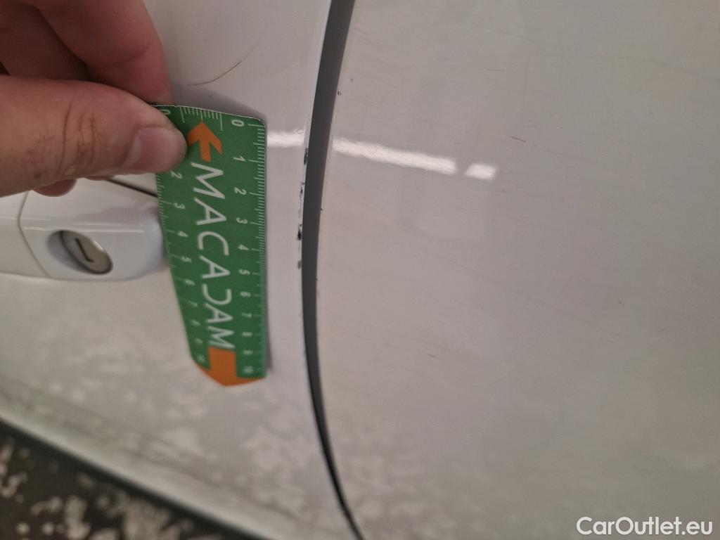  Citroen  C3  Société Feel 1.2 PureTech 80CV BVM5 6E #10