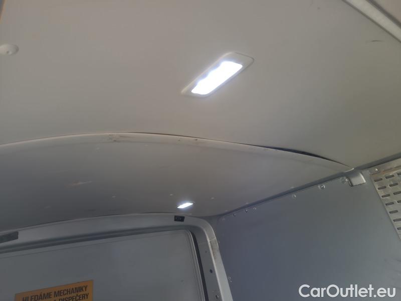  Volkswagen  Transporter T6.1  LCV  (SH)(07.2019->) Tran.2.0TDI 110 4M 4d #19