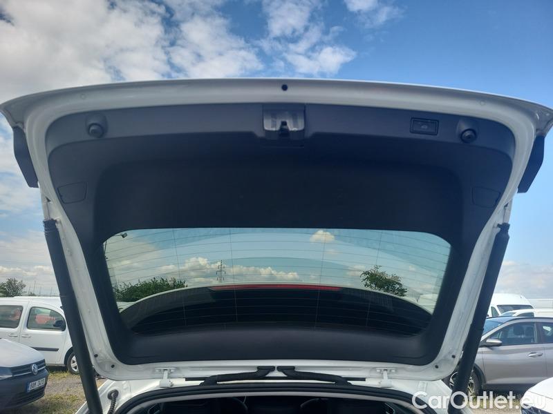  Volkswagen  Arteon  (3H8)(2020)  SB 1.5TSI 110 Elegance #13