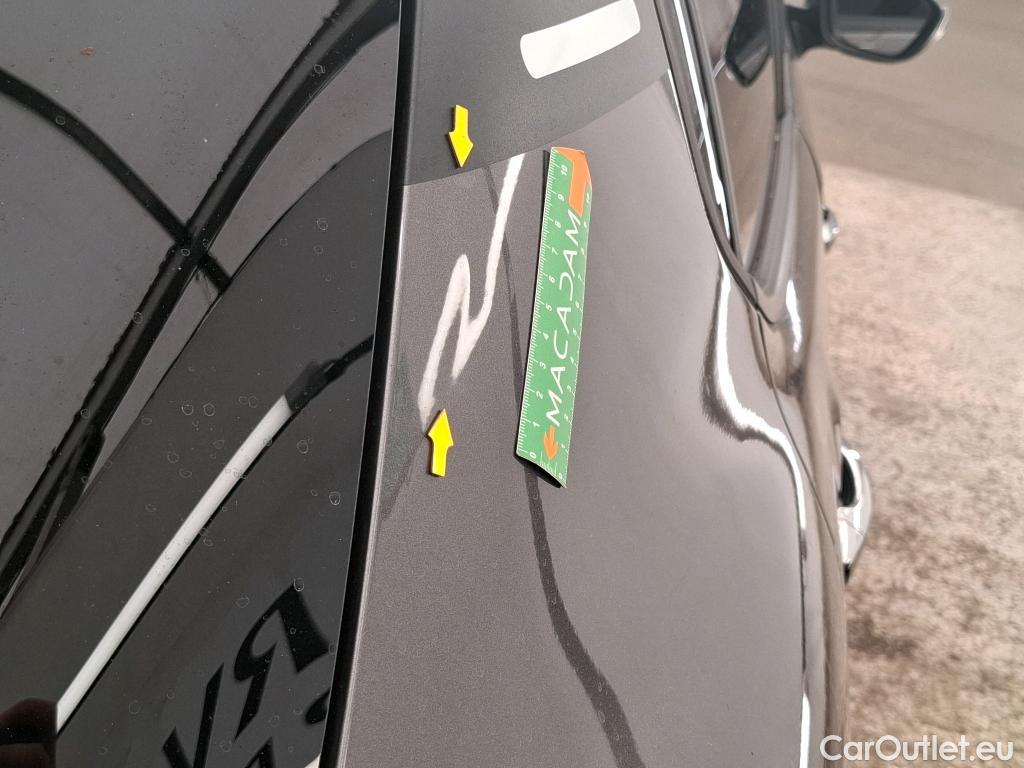  Citroen  C3  Shine 1.2 PureTech 110CV BVA6 6E #2