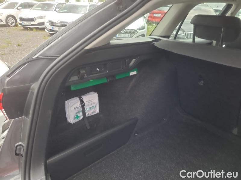  Skoda  Octavia  Combi (NX3)(2020) Oct.Com.1.5e-TEC 110 Style AT #10